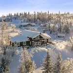 Mountain With Jacuzzi & Views * Aurdal