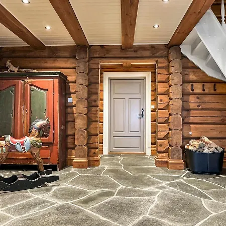 Mountain With Jacuzzi & Views شقة Aurdal